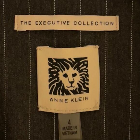 NWT Anne Klein Executive Collection Pinstripe Blazer Jacket Charcoal Size 4 - Picture 7 of 9